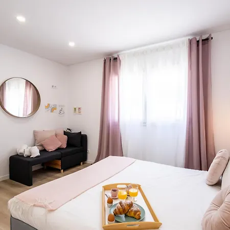 아파트 - By Smarthomes *