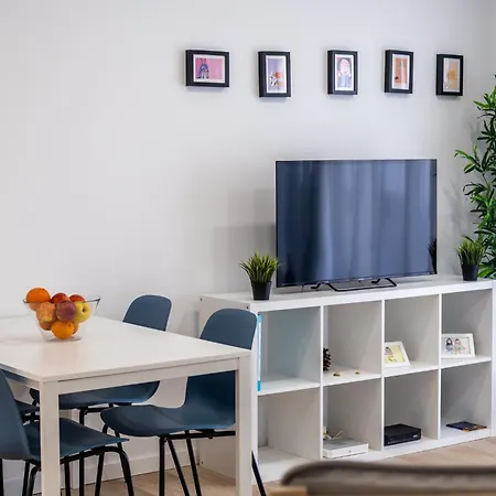 - By Smarthomes Apartment