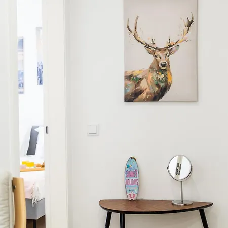 - By Smarthomes 상 마르티뇨 두 포르투