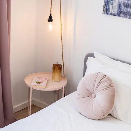 아파트 - By Smarthomes *