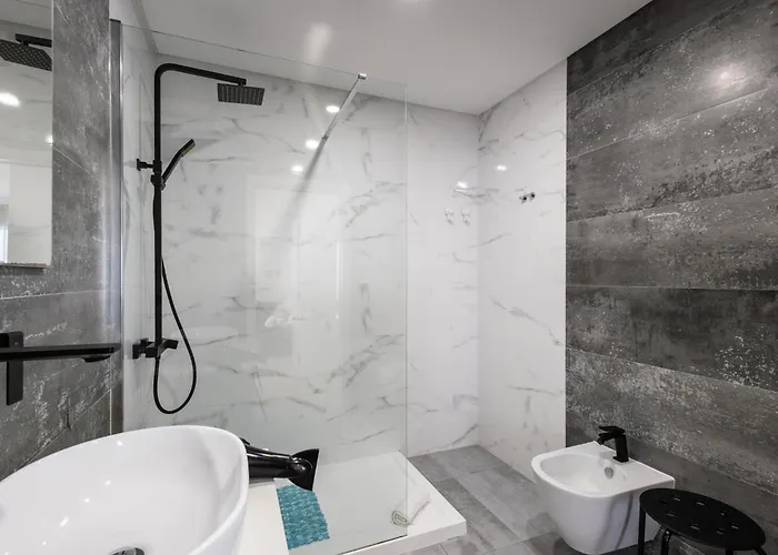 - By Smarthomes * 圣马蒂纽·杜·波特